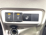 【シートヒーター】寒い日に重宝するシートヒーター!エアコンより早く温まってくれるので寒がりの人も安心ですね♪エアコンの温風は乾燥するから苦手、という方にもをおすすめです。