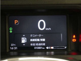7インチの液晶メーターで、速度表示やHonda SENSING作動表示などを、分かりやすく表示 見やすさを追求したメーターです。