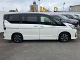 セレナ 1.2 e-POWER ハイウェイスターV 