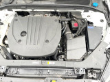 当店の認定中古車(VOLVO APPROVED CAR)はメーカー基準の車齢・走行に応じた内外装・機関の176項目もの項目に厳密な点検を実施。すべての基準を満たした自信を持ってお届けする中古車です。