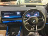 アウトバーンでの走行を見据えたBMWのブレーキシステムはもしもの時にもいち早くマシンを停止してくれます。