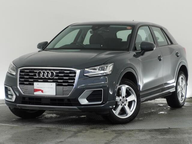Q2 1.0 TFSI スポーツ