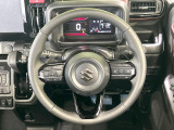 【純正革巻きステアリング】上質な革を使用することで、手にしっかり馴染みとても運転しやすいハンドルです♪
