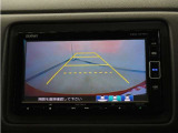 バックカメラ搭載です!車庫入れが苦手な人はもちろん、車両感覚に自信がある人にもお勧めです!見えない箇所が見えるようになるので、低い障害物や隠れてしまっている子供の存在等にも気付く事が出来ます。