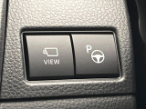 【駐車支援システム】駐車スペースを検知し、スムーズな駐車をアシスト。狭いスペースへの駐車など、駐車に自信の無い方におすすめの機能です♪