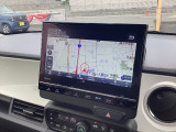 ホンダ純正ナビ装着車両です。様々なオーディオソースに対応しており、リアカメラも綺麗に映ります。