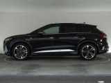 Q4 e-tron 40 Sライン 