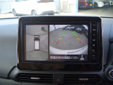 アラウンドビューモニターは車の全周囲をカメラで映しだして障害物や人を確認、周りの状況を確認しながら安全に駐車できる便利な装備になります。
