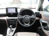 見通しのよいすっきりとした視界で、誰でも運転しやすいです。運転のしやすさは疲れにくさにも繋がりますよ♪
