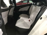 ホコリを吸い込まず、お手入れも固く絞った布で拭くだけでOKなのでメンテナンスが楽ちんです♪