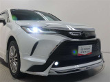高輝度で点灯速度が速く、しかも消費電力の少ないLEDヘッドライトが装備されています!LEDの明るい光が走行中の視界の確保をサポートして、夜のドライブがより楽しく安全に運転できます♪