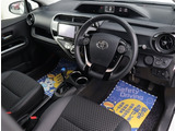 お車選びをお楽しみ頂けるよう、在庫車の展示スペースを十分に確保しております。