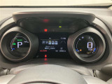 充実の装備が揃った中古車で快適なカーライフを。豊富な機能で便利さを追求し、使いやすさと安心感を提供します。安全性と快適性を追求した整備済み車両で、心地よいドライブをお楽しみください。