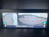 【フロント&サイドカメラ】ドライバーから見にくい死角部分を映像で確認できる前方と左側面にカメラを装着。見通しがきかない場所や住宅密集地などを運転することが多い人におすすめの安心装備です。