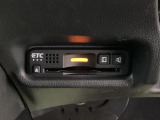 ETC車載器付。ETCが使用可能な道路通行料はキャッシュレスでスマートに走行できます。再セットアップして納車致します。