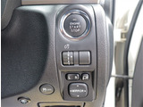 【車屋】として、長く車業界に従事した経験豊富なスタッフが多数在籍しております。