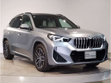 【BMWの伝統-2】時代を超える美しさ。磨き抜かれたエアロダイナミクスが瞳を奪う。一目で伝わるスポーティーなプロポーションは、BMWの走行性能を生み出すのに欠かせない要因の一つです。