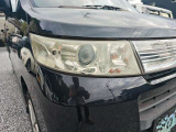 ライトは全車水垢等除去し磨きやコーティングを行っております。別途ご要望の方はプロテクションフィルム施工やクリア再塗装もできます