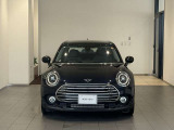 地域最大級の展示台数!お気に入りのお車があれば、ぜひステアリングを手にしてください。稀少モデルも鋭意取り揃え、幅広いニーズにお応え致します。スタッフ一同皆様のご来店を、心よりお待ち申し上げます。