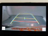 バックガイドモニターで、後方を確認しながら安心して駐車することができます。運転初心者も熟練者も必須の機能ですよ!