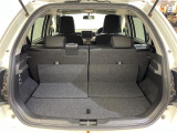 【トランク】積み込みやすくて、たっぷり積める荷室です。シートアレンジできるものは、乗車人数と荷物の量や大きさによってシートを動かすことができるので、より快適なドライブが可能です!