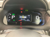 メーター周りもスッキリしていて見やすいですよ。視認性の高さが売りです!