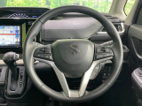 【純正革巻きステアリング】上質な革を使用することで、手にしっかり馴染みとても運転しやすいハンドルです♪
