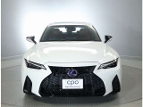 ボディには洗車によるものと思われる薄く目立たない線傷がございます。