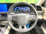【純正革巻きステアリング】上質な革を使用することで、手にしっかり馴染みとても運転しやすいハンドルです♪