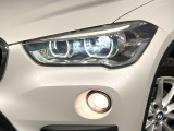 ●LEDヘッドライト:夜間走行時も良好な視界を確保し安心して運転できる高輝度LEDヘッドライトを装備!点灯速度が早く、消費電力も抑えられています。