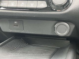 USB TYPE A差し込み口とシガー電源差し込み口がございます!!