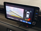 バックギアに入れるだけで自動でリヤカメラに切り替わります!車庫入れやバックが苦手な方にオススメ!