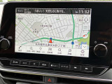 日産純正オリジナルナビゲーション搭載。インパネにマッチする専用デザインに、美しく見やすい大画面ディスプレイを採用。