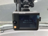 ドライブレコーダーは運転時はもちろんのこと、駐車場内でエンジンを切っている時でも当たった振動を元に電源が自動で入るので当て逃げ防止にもなります。