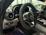 AMG4.0リッターV8DOHCツインターボ 510ps/6,250rpm  66.3kgm/1,750-4,750rpm(カタログ値) 19/20鍛造AMGマルチスポークアルミホイール 265/35&295/30 イエローペイントキャリパー