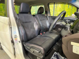運転席シート廻りは使用感も少なく、良好な状態となっています。丁寧に使われていたことがよくわかりますね。