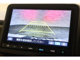 バックカメラが装備されており、後方の安全確認はもちろんのこと狭い場所での駐車や雨の日・夜間など視界の悪いコンディションでのストレスの軽減にもなります!