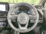 【純正革巻きステアリング】上質な革を使用することで、手にしっかり馴染みとても運転しやすいハンドルです♪