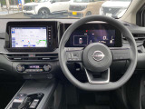 ハンドルは軽やかに回り、気持ちよく運転が出来ます。