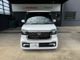 【内外装】専門スタッフが徹底的にクリーニングを施しております。綺麗な状態で納車させていただきます。