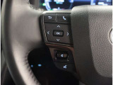 ハンドルから手を放さずに操作出来ますので、安全運転にもつながりますね