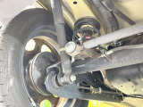 お車を安心してお乗りいただく為には、足回りの定期点検が欠かせません。サービスサポート(有償保証)では無料点検もご提供しており、安心のカーライフをお過ごしいただけるサポート体制が整っています。