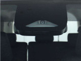 TOYOTA SAFETY SENSEは道路状況、車両状態、天候状態及びドライバーの操作状況などによっては、作動しない場所があります。あくまで運転補助機能です。