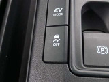 VSC(滑りやすい路面での横滑りを抑え車両の安定性を保つための機能)搭載ですが、雪道などから脱出する時はOFFすると脱出しやすくなる場合があります