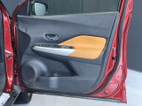 運転席ドアの内張☆パワーウィンドウです♪