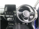 運転席から見たハンドルダッシュまわりになります。