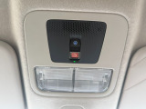 【Honda CONNECT】を搭載。あおり運転にあっている時など緊急時にオペレーターのサポートを受けられたりスマートフォンでクルマのエンジン・エアコンをONにでき安心・機能的なカーライフを実現します