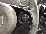 Hondaセンシングの機能のひとつ、アダプティブクルーズコントロール付!アクセルから足を離しても設定したスピードと前車との車間を保ち走行してくれます!車線維持もアシスト☆高速道路で疲労軽減ですね☆