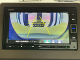 バックカメラ付きで後方の確認も安心です!スムーズな駐車・車庫入れをサポートいたします!