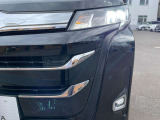 ハロゲンライトです!追加料金でLEDヘッドライトバルブつける事も可能です。(LEDつけれない車両もございますので適合お調べ致します。)